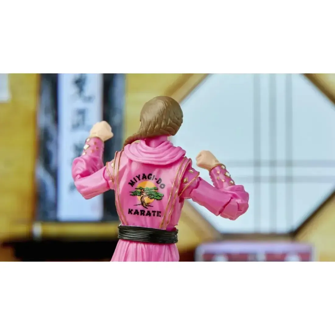 Power Rangers x Cobra Kai - Pink Mantis Ranger Outfit Morphed Samantha Larusso (6") - Hasbro - Lightning Collection Series - Image 18
