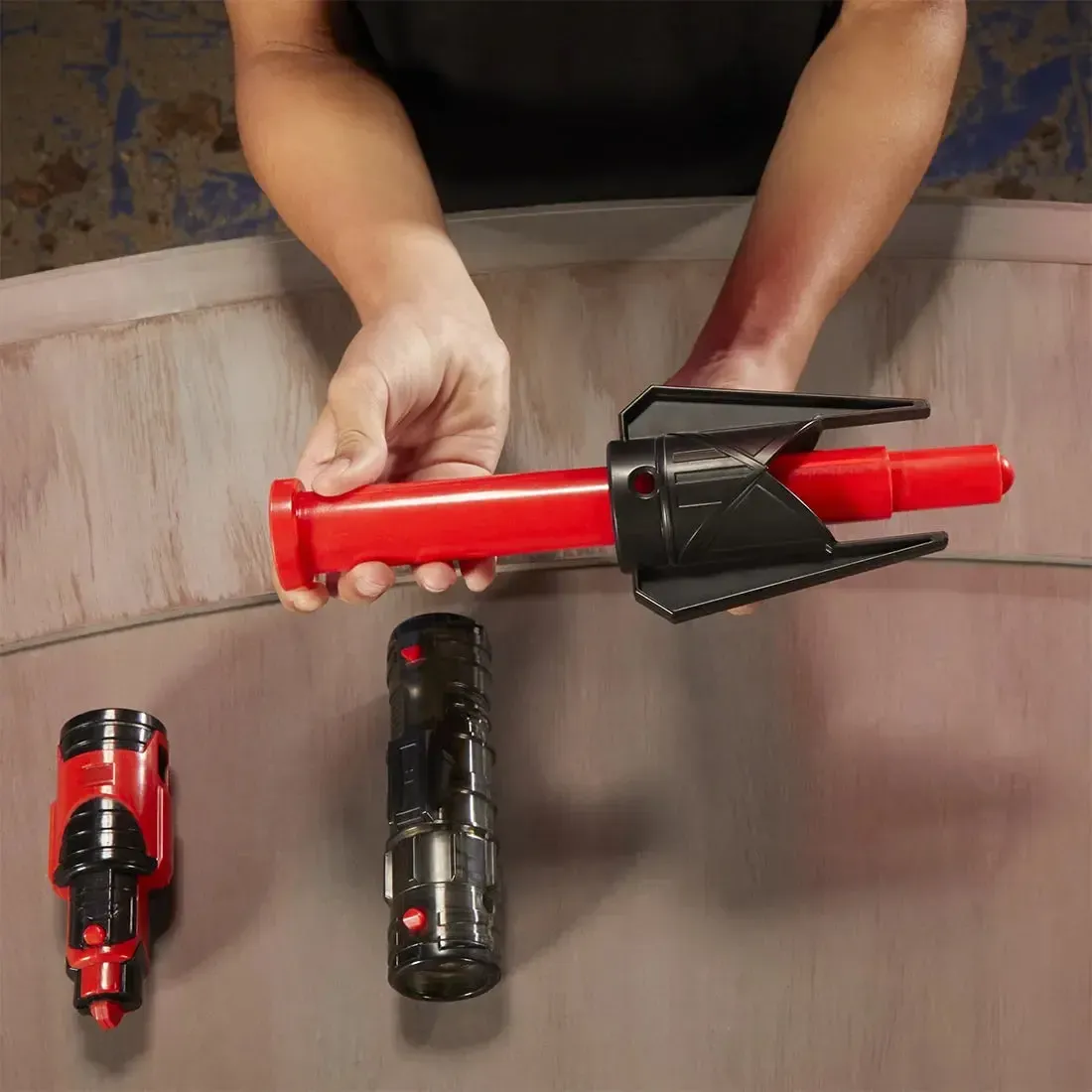Star Wars - Dark Side Villains Pack Lightsaber Toy Set (Darth Vader & Darth Maul Lightsabers) - Hasbro - Lightsaber Forge: Kyber Core Series - Image 7