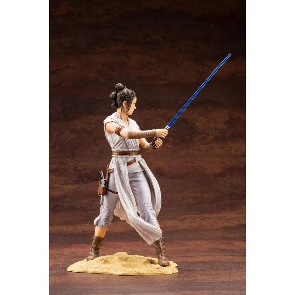 Star Wars - Rey with Lightsaber Statue Figure (1:7 Scale) - Kotobukiya - ArtFX Series - Image 10