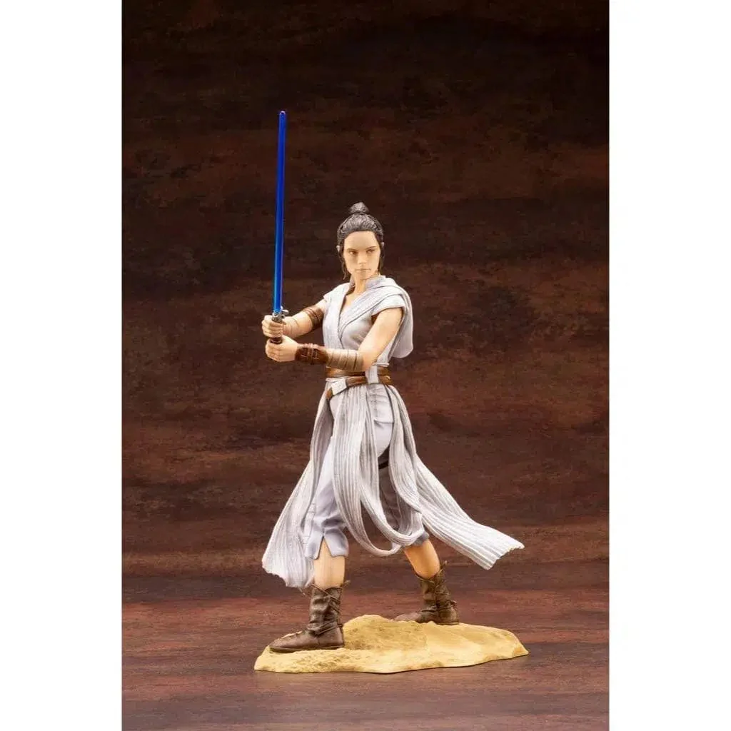 Star Wars - Rey with Lightsaber Statue Figure (1:7 Scale) - Kotobukiya - ArtFX Series - Image 5