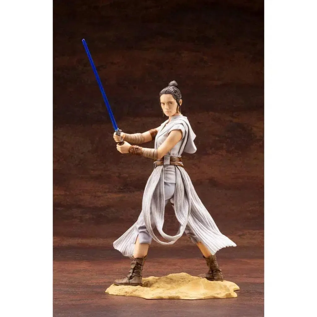 Star Wars - Rey with Lightsaber Statue Figure (1:7 Scale) - Kotobukiya - ArtFX Series - Image 6