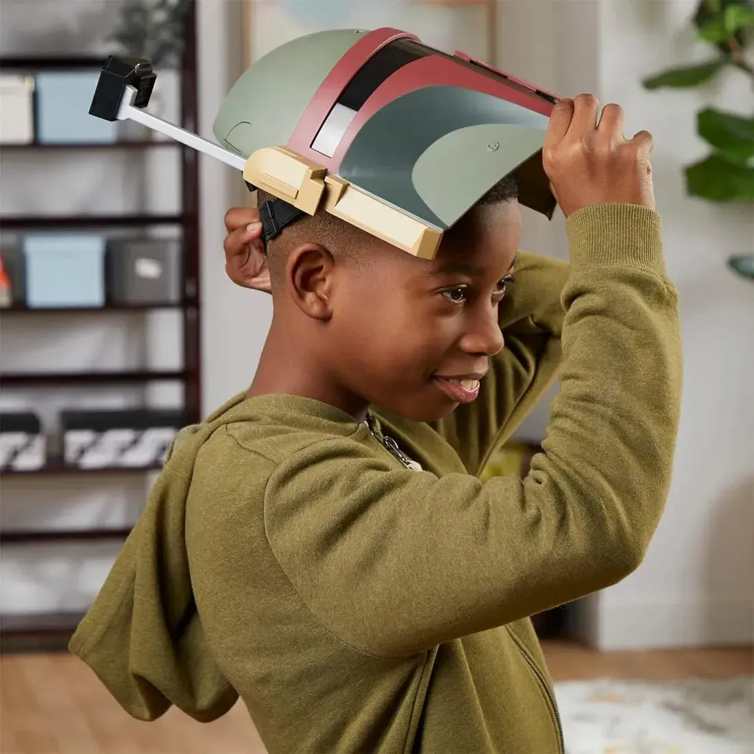 Star Wars [The Book of Boba Fett] - Talking Boba Fett Helmet Cosplay Mask Electronic Toy - Hasbro - Image 6