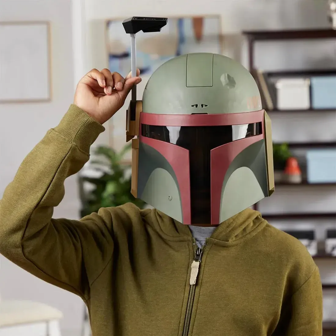 Star Wars [The Book of Boba Fett] - Talking Boba Fett Helmet Cosplay Mask Electronic Toy - Hasbro - Image 9