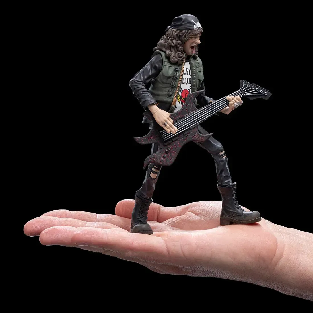 Stranger Things - Rockstar Eddie Munson with Guitar Figure (6.14") - Weta Workshop - Mini Epics Series (15) - Image 7