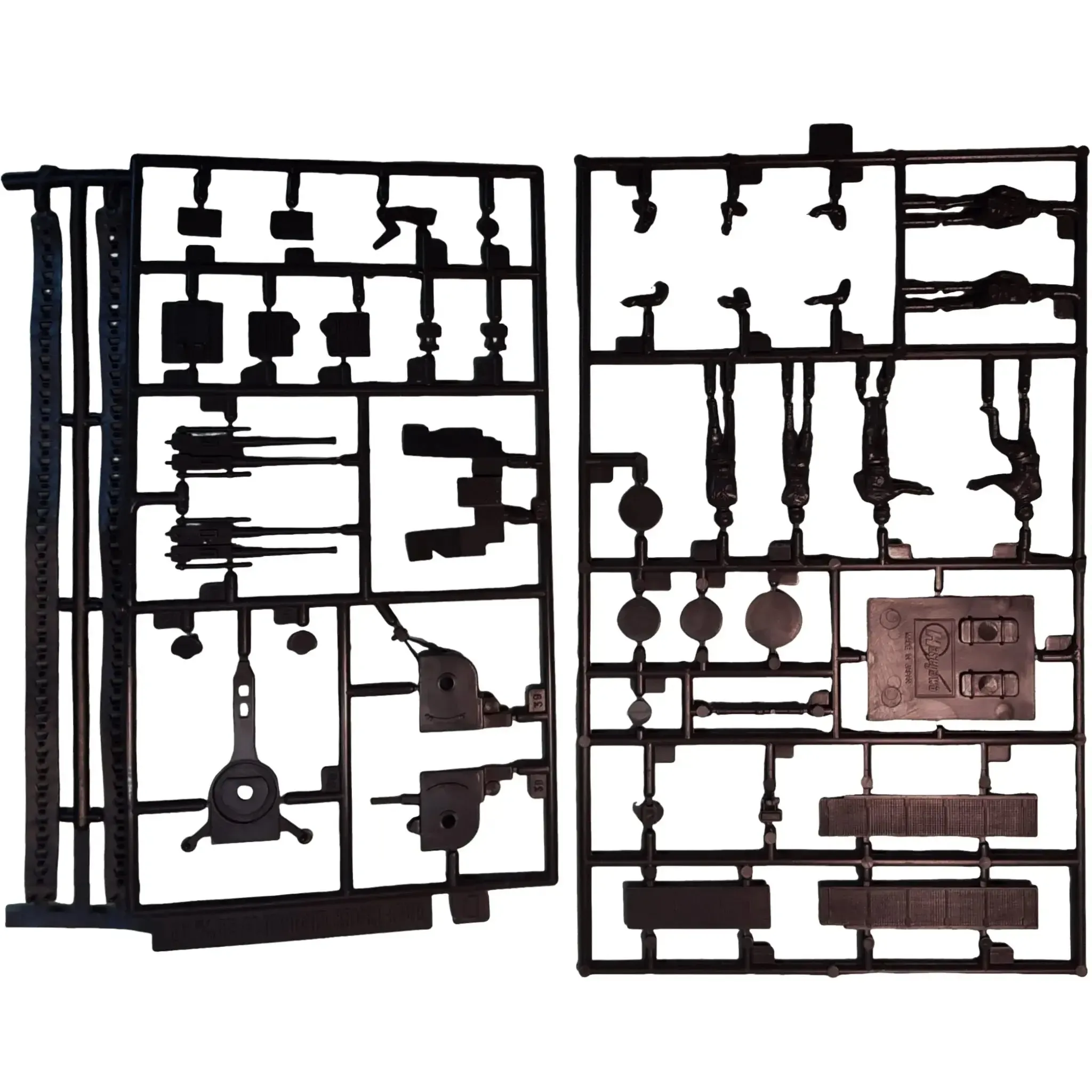 The German Army [World War II] - Sd.Kfz. 7 8-Ton Half-Track Military Vehicle Model Kit (1:72 Scale, Plastic) - Hasegawa - (1991) - Image 3