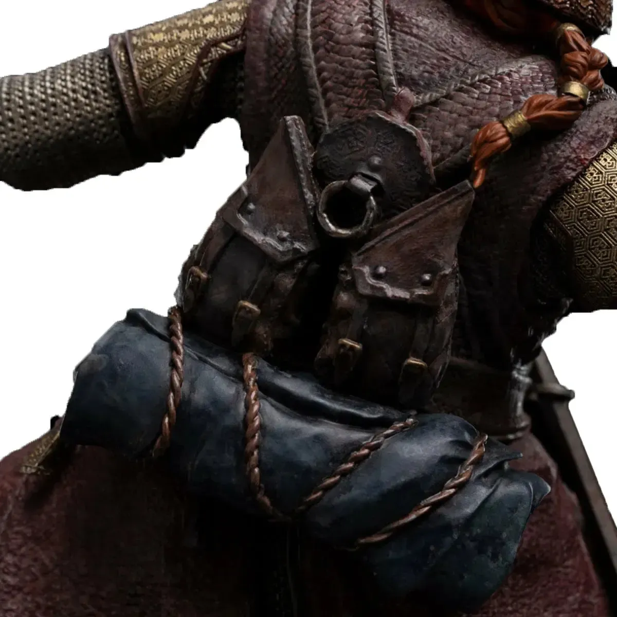 The Lord of the Rings - Gimli Throwing Axe Statue Figure (7.7") - Weta Workshop - Figures of Fandom Series - Image 7