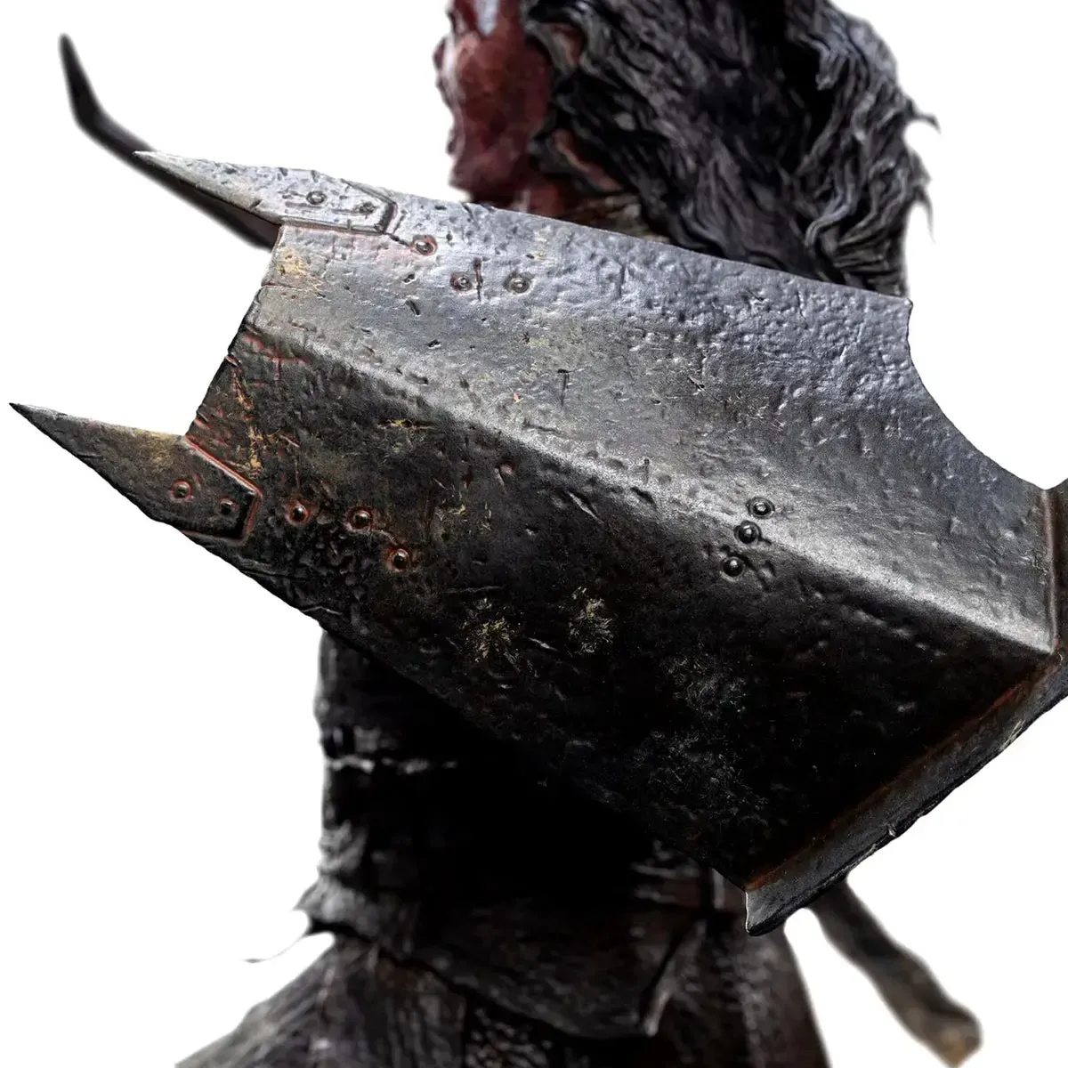 The Lord of the Rings - Lurtz With Sword and Shield Statue Figure (9.9") - Weta Workshop - Figures of Fandom Series - Image 7