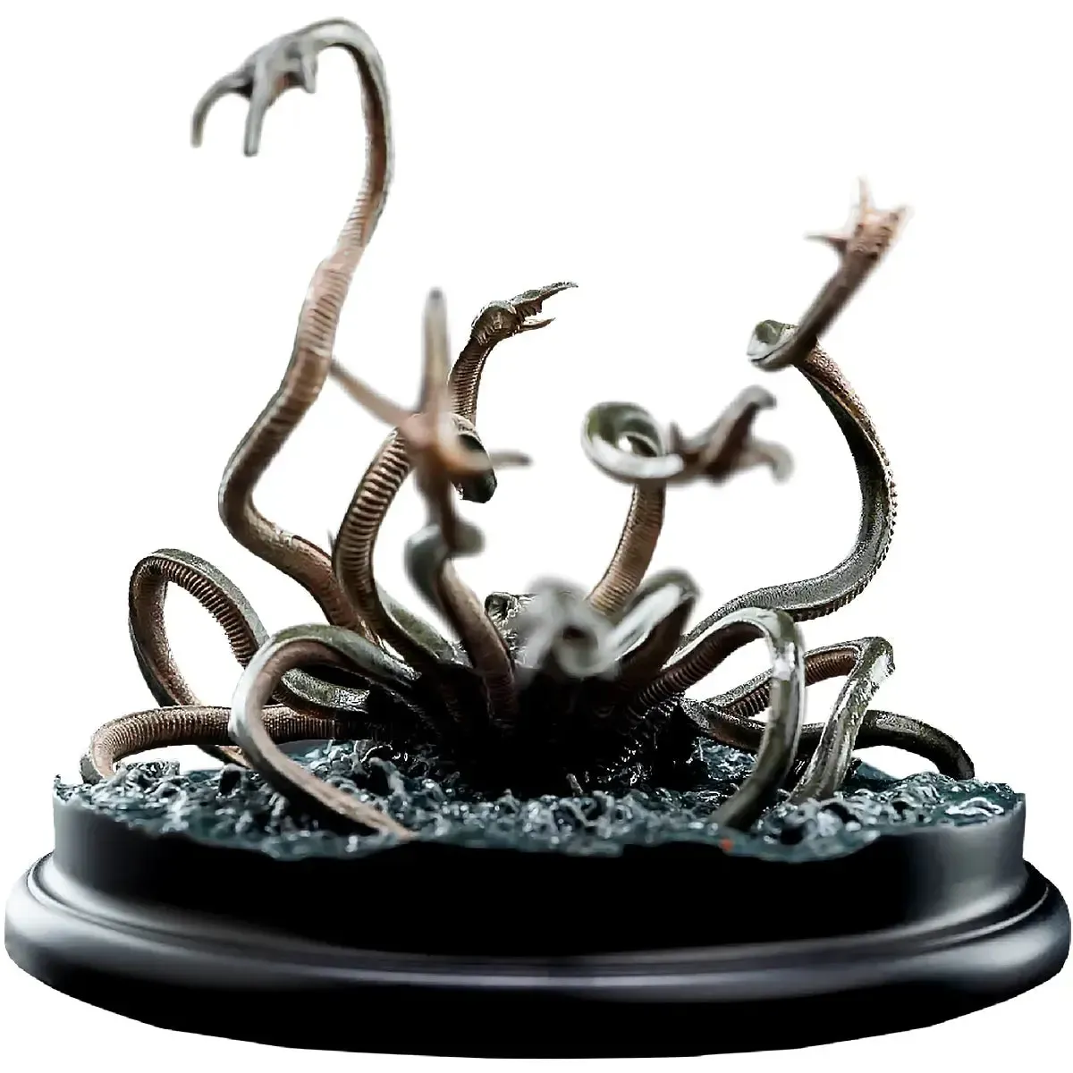 The Lord of the Rings - Watcher in the Water Statue Figure (3.7") - Weta Workshop - Miniature Series - Image 6