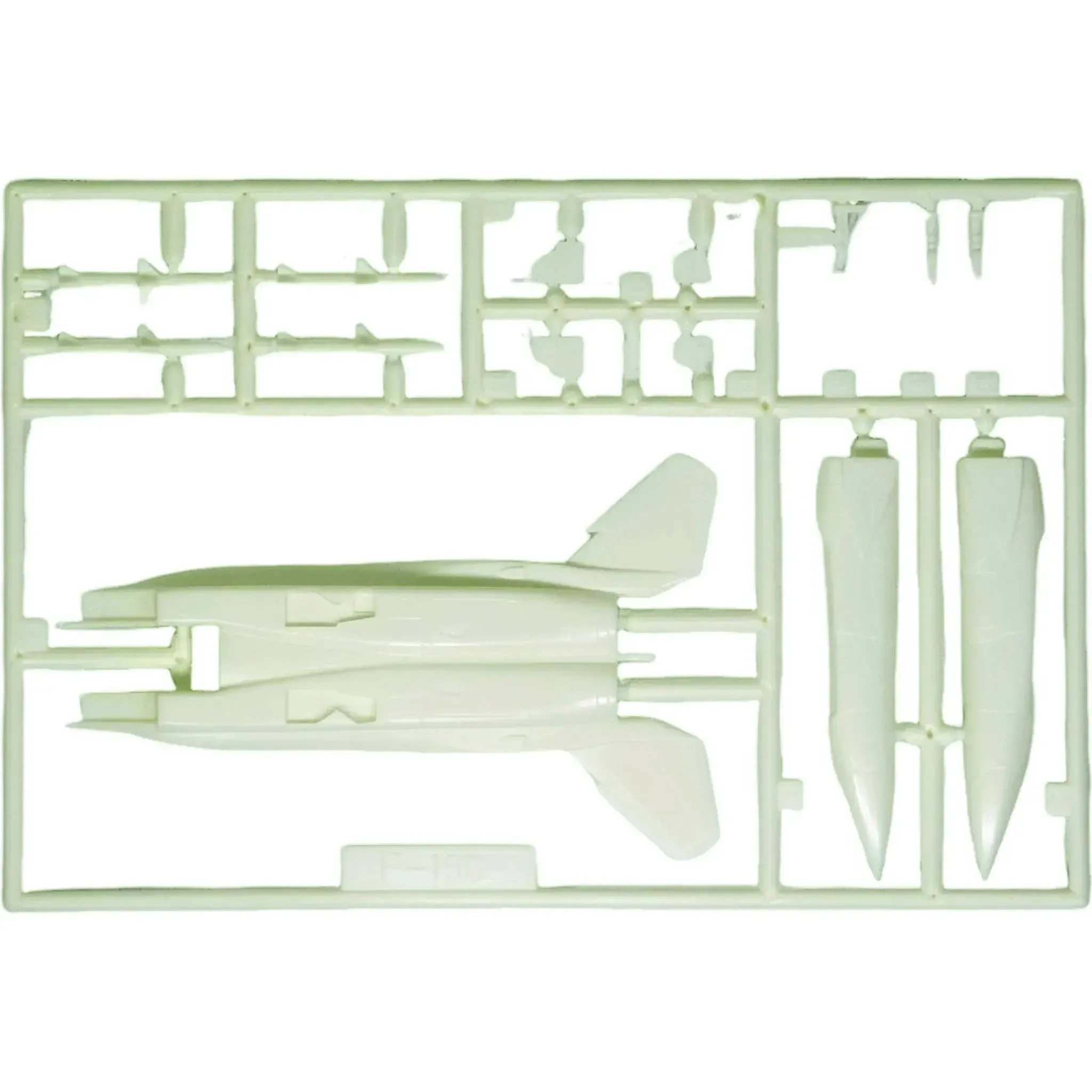 The United States Navy - F-15C Eagle Military Plane Model Kit (1:144 Scale, Plastic) - LEE - Jet FIghter Series (5) - Image 4
