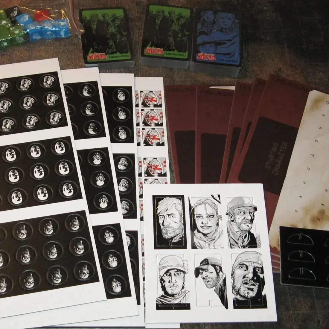 The Walking Dead (Comics): The Board Game - Strategy Horror Board Game for Adults (1-6 Players, Ages 13+) - Z-Man Games - Image 4
