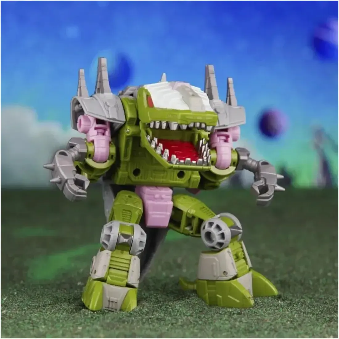 Transformers -  Troop Builder Multipack Action Figure Set (Decepticon Seeker, Quintesson Trooper, G1 Universe Cybertronian Trooper & Animated Universe Autotrooper) - Tomy - Image 12