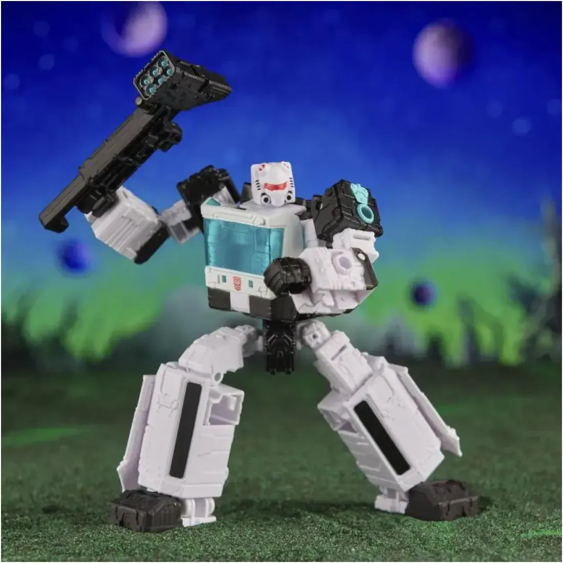 Transformers -  Troop Builder Multipack Action Figure Set (Decepticon Seeker, Quintesson Trooper, G1 Universe Cybertronian Trooper & Animated Universe Autotrooper) - Tomy - Image 17